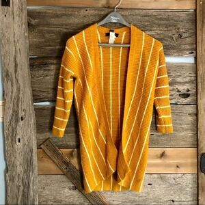 FOREVER 21 cardigan size Small